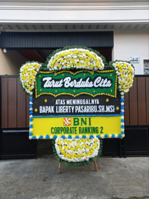 Papan Bunga Duka di Batang Tuaka